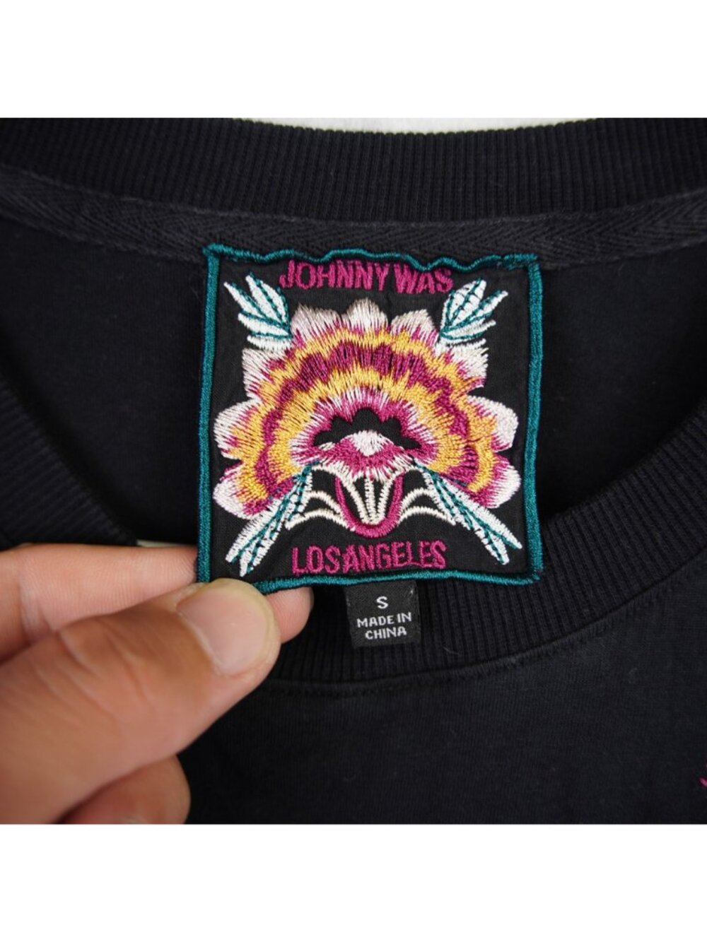 Johnny Was Womens Black Floral Embroidered Pullover Sweatshirt Size Small Boho - Picture 3 of 8
